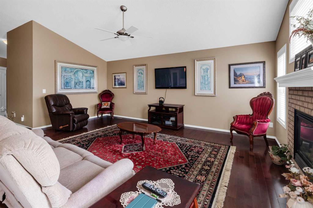 Picture for 68 Nolanlake View NW