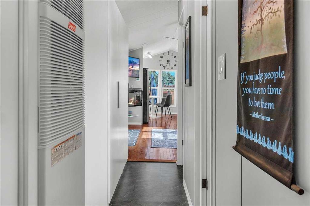 Picture for 151, 370165 79 Street E