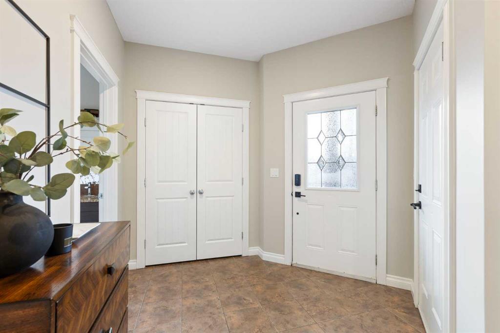 Picture for 100 Lakeside View 