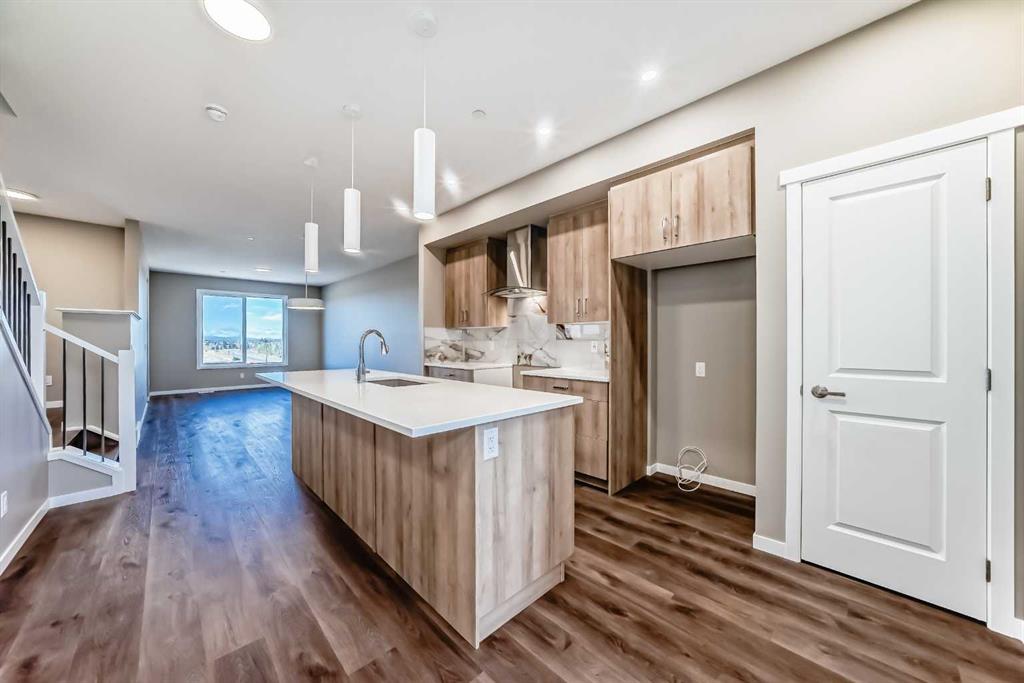 Picture for 21 Hotchkiss Road SE