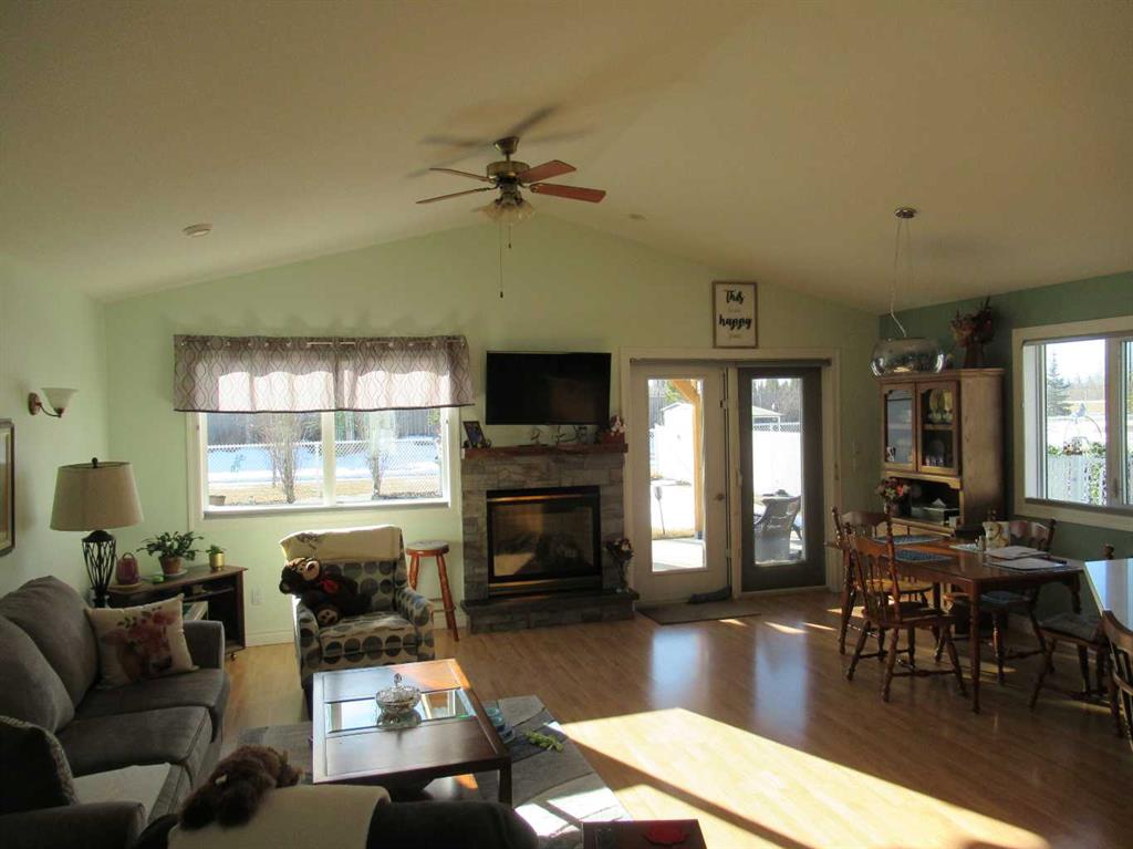 Picture for 623 6 Avenue SW