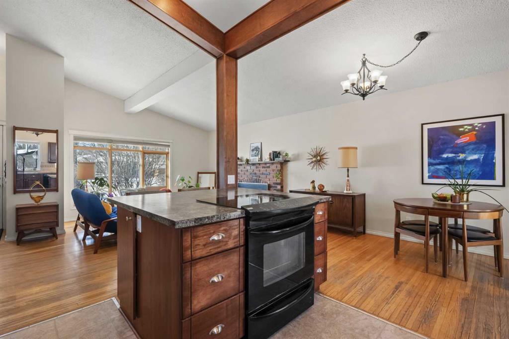 Picture for 2720 45 Street SW