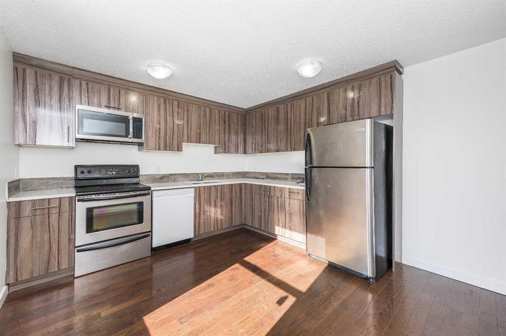 Picture for 51 Whitworth Way NE