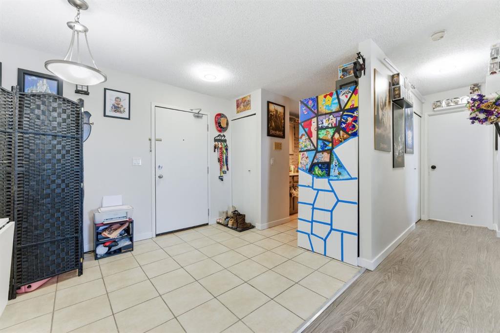 Picture for 10, 3911 1 Street NE