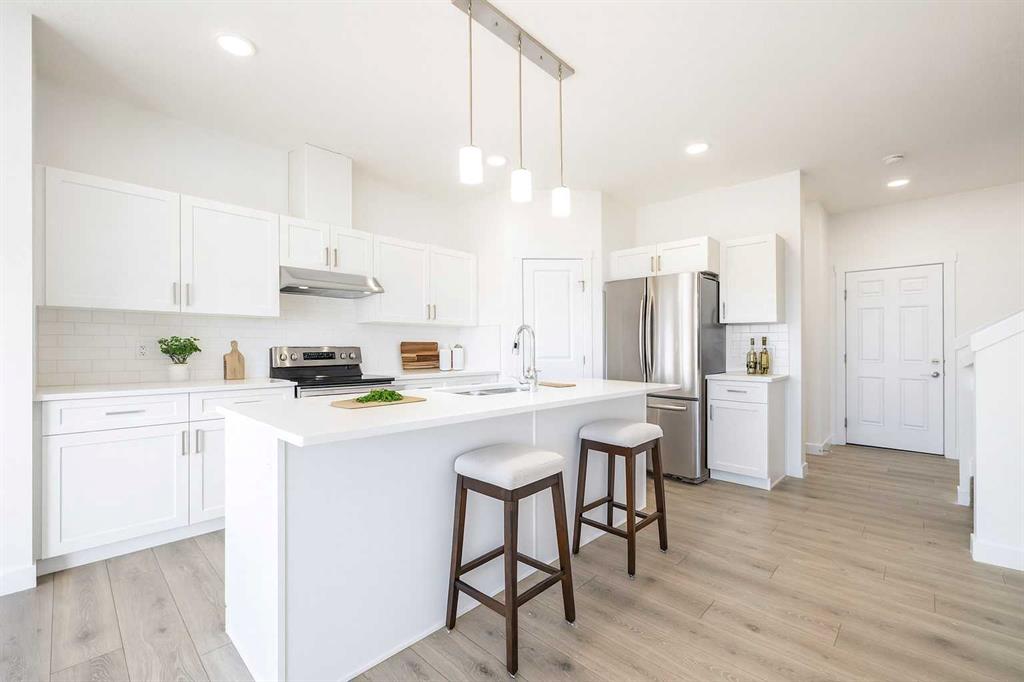 Picture for 312 Edgefield Close 