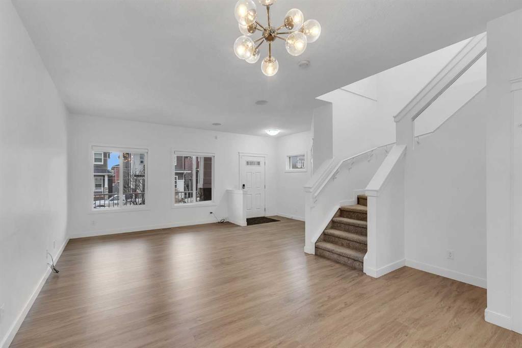 Picture for 9 Redstone Common NE