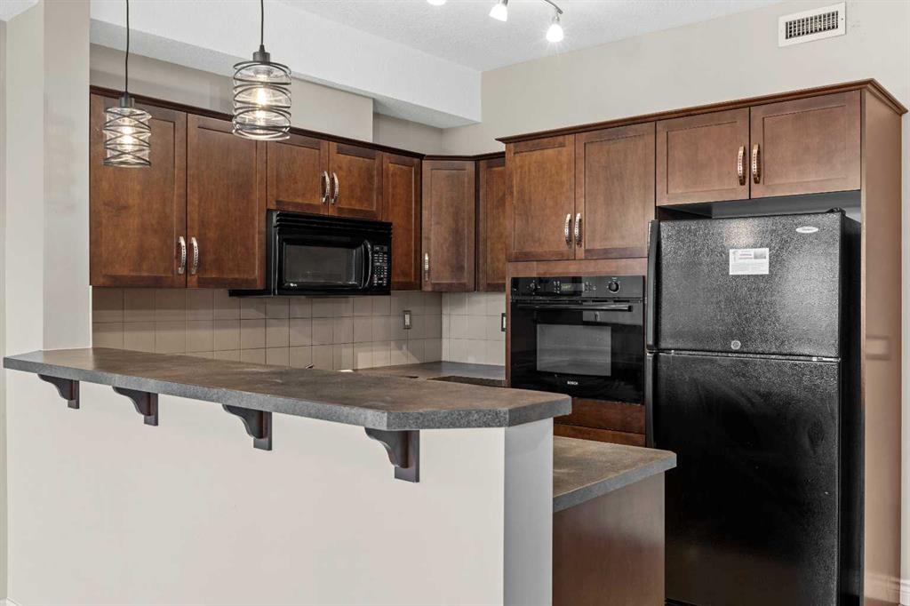 Picture for 454, 26 Val Gardena View SW