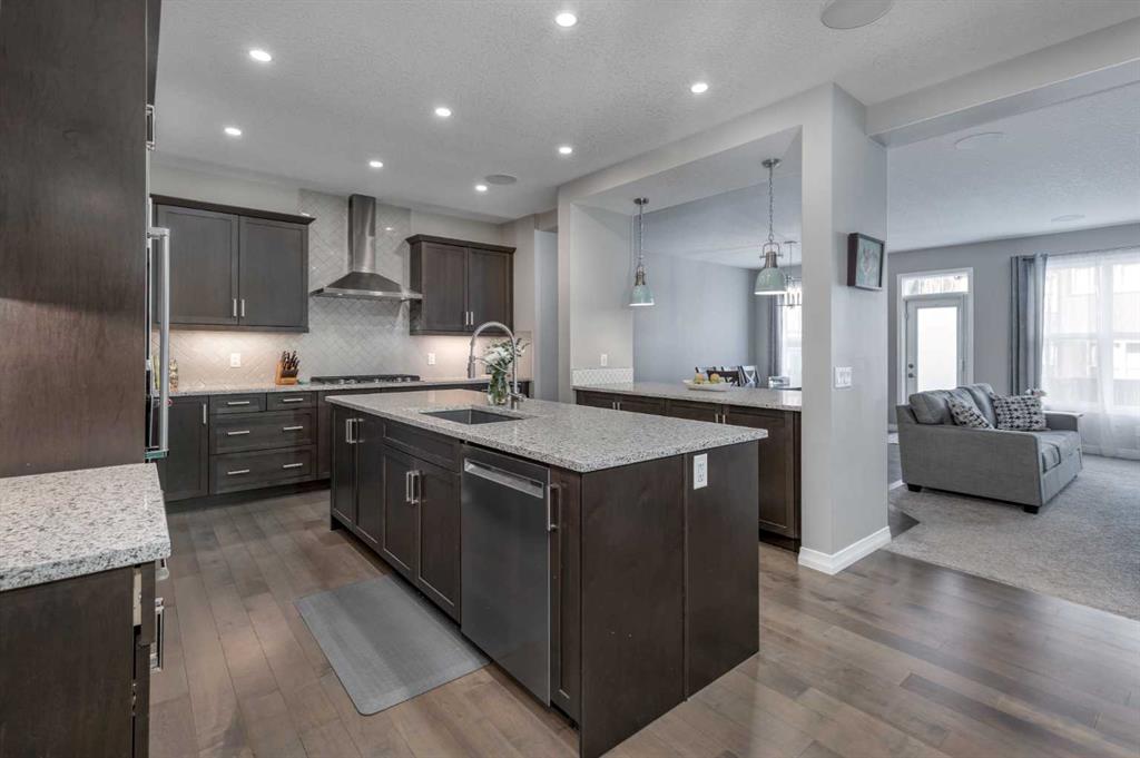 Picture for 196 Riviera Way 