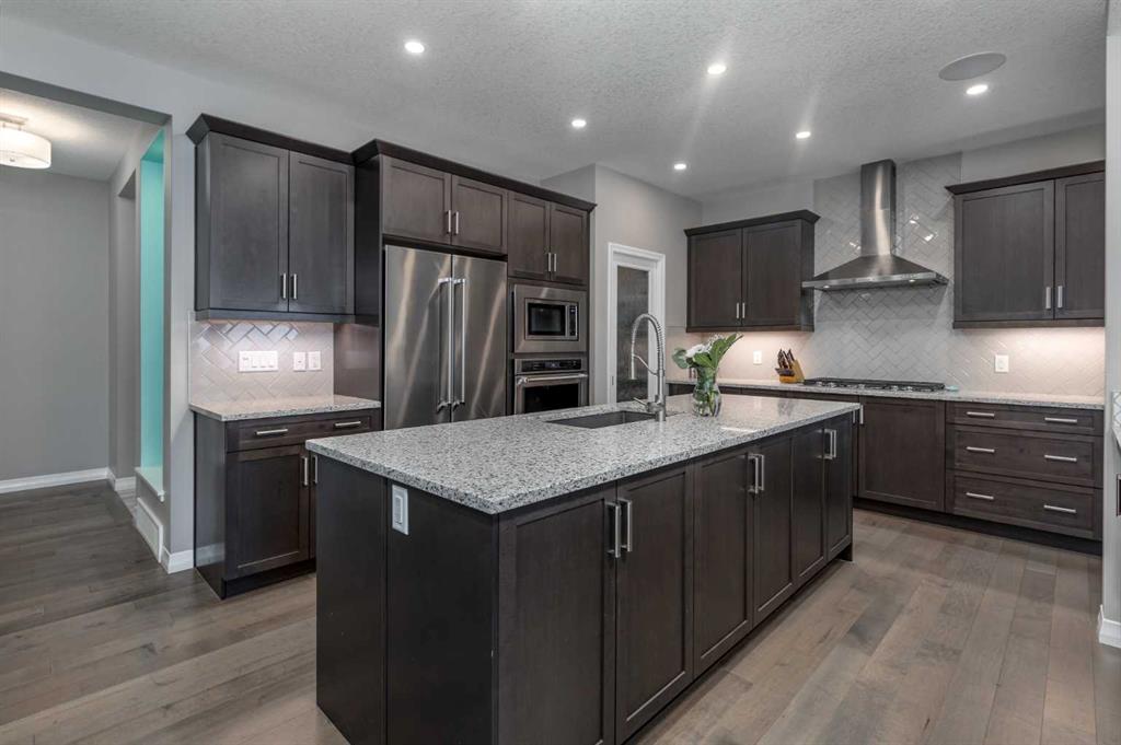 Picture for 196 Riviera Way 