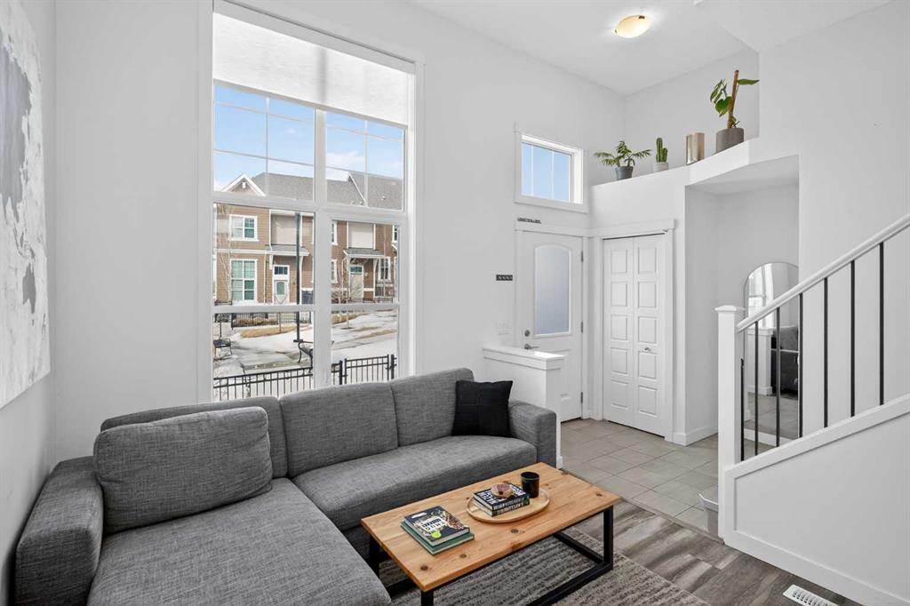 Picture for 103 Cranbrook Walk SE