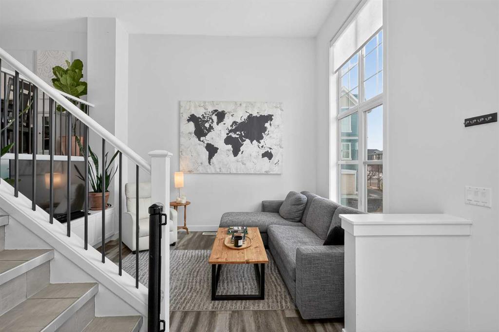 Picture for 103 Cranbrook Walk SE