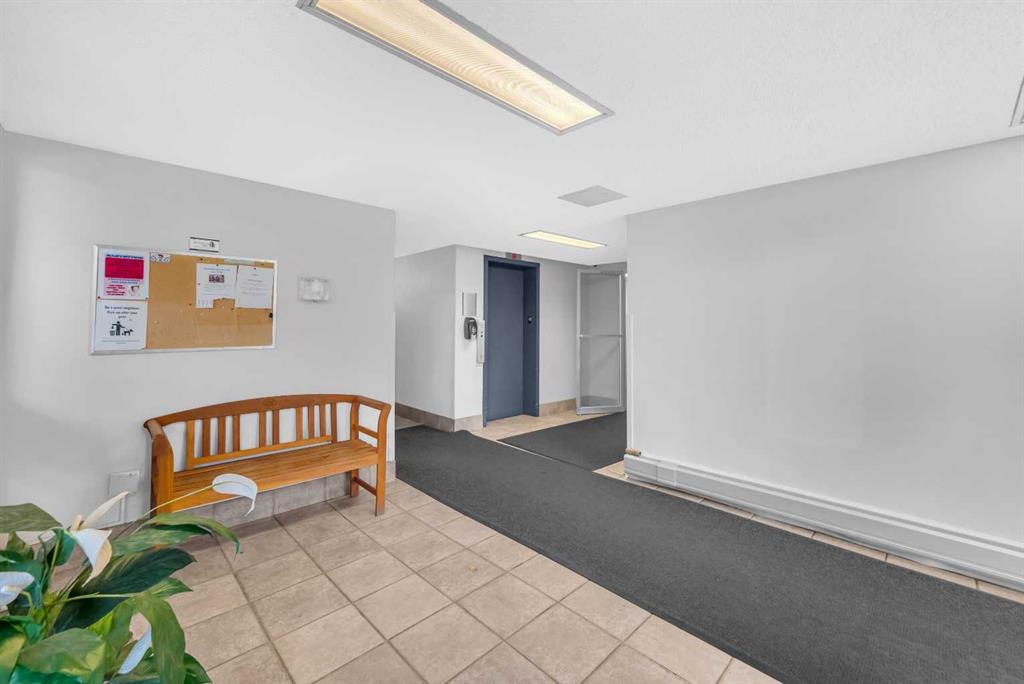 Picture for 451, 1620 8 Avenue NW