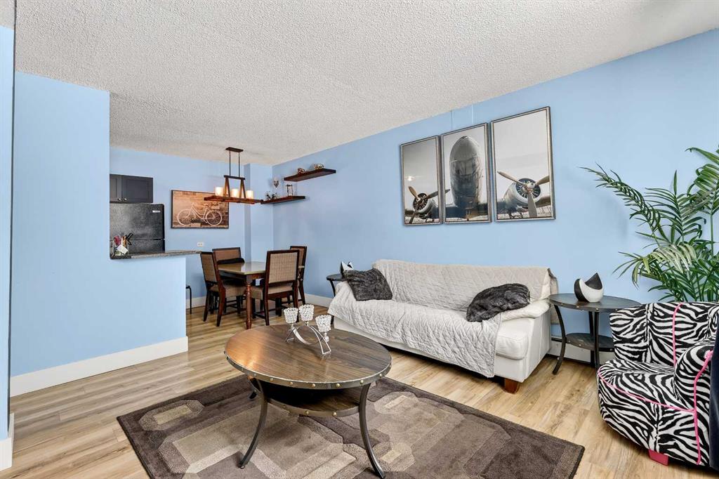 Picture for 102, 1312 13 Avenue SW