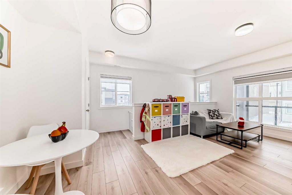 Picture for 44 Spring Creek Common SW