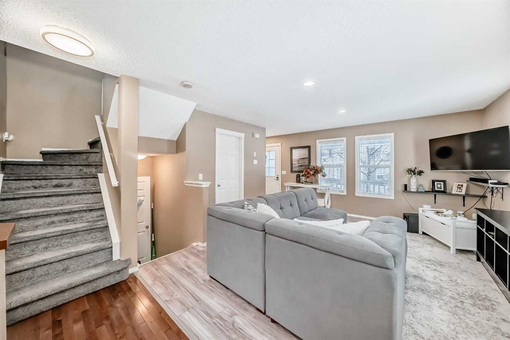 Picture for 32 Country Village Lane NE