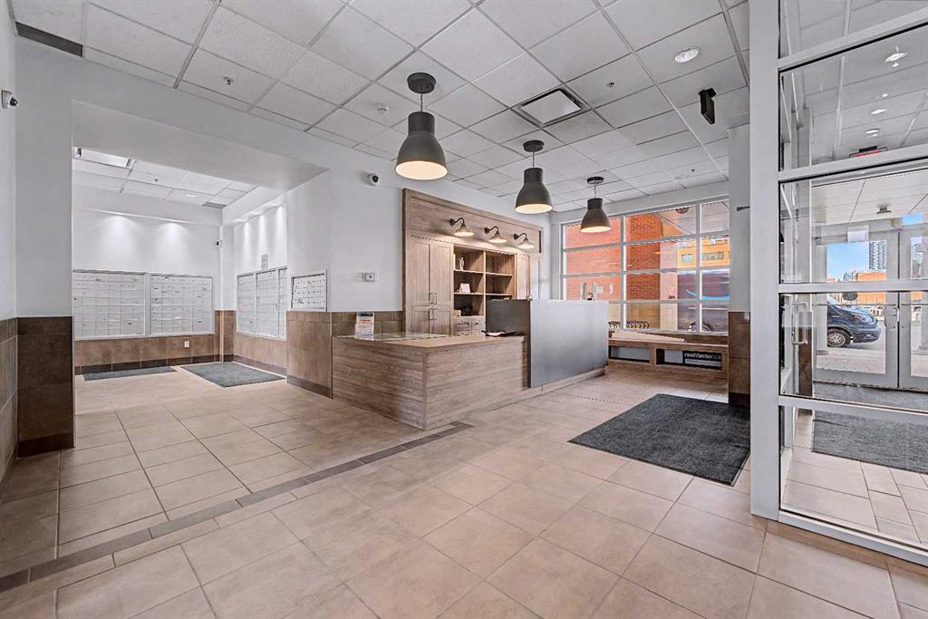 Picture for 801, 1053 10 Street SW