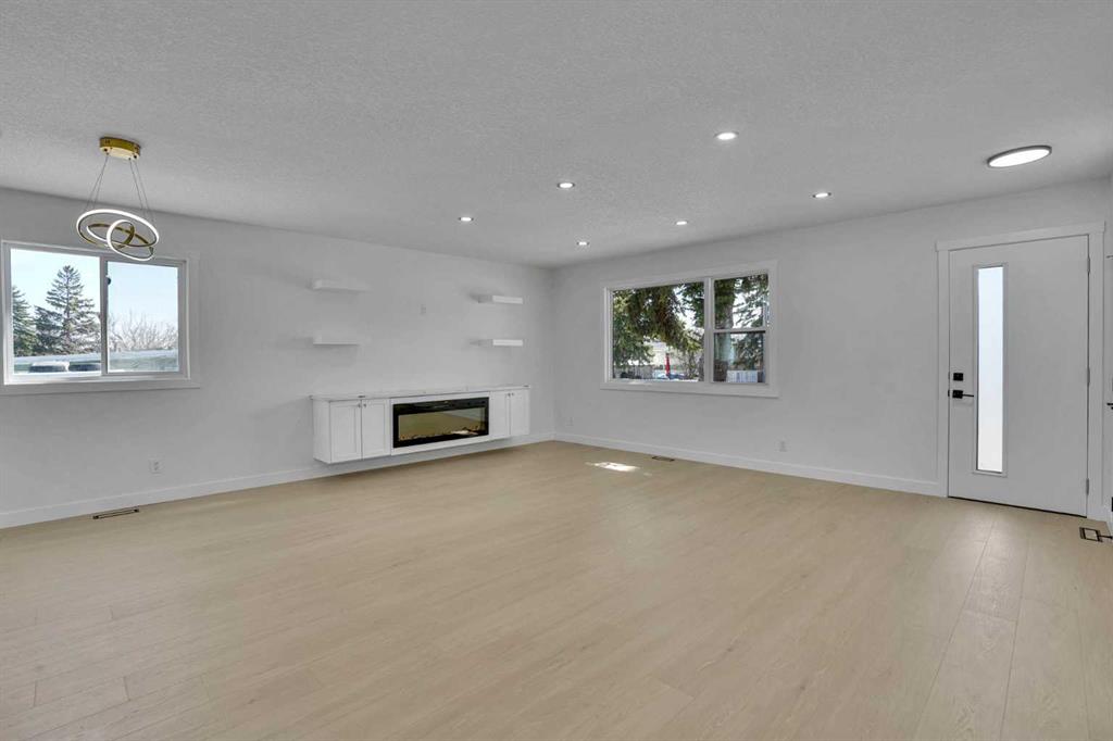 Picture for 708 Sacramento Place SW