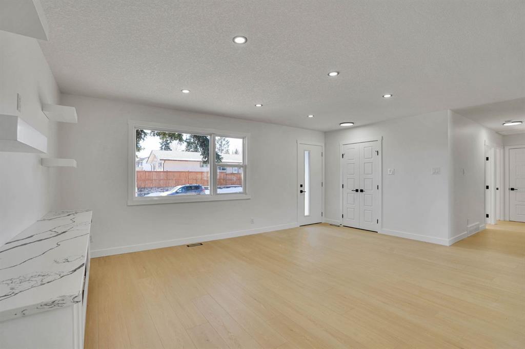 Picture for 708 Sacramento Place SW