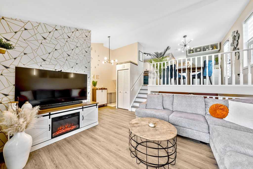 Picture for 5 Shawglen Court SW