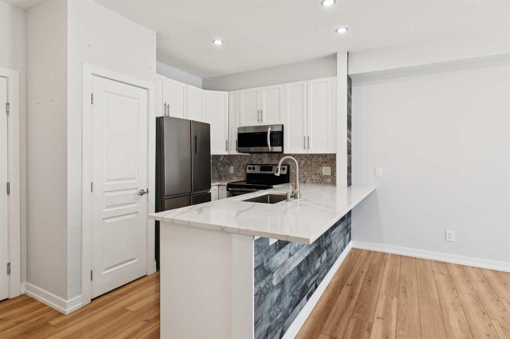 Picture for 112, 10 Panatella Road NW