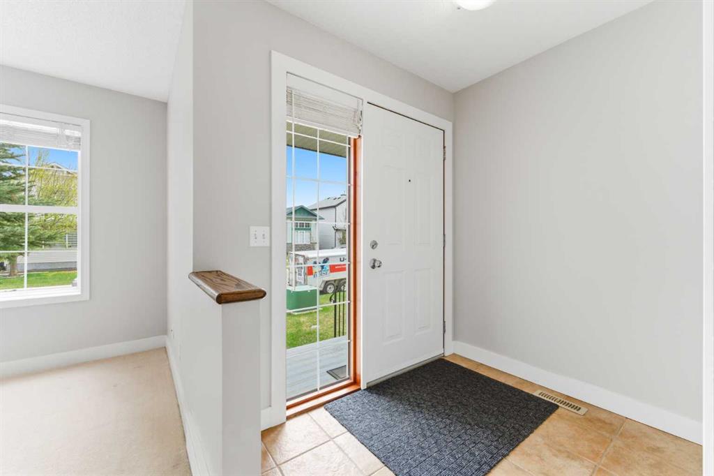 Picture for 25 Everridge Way SW