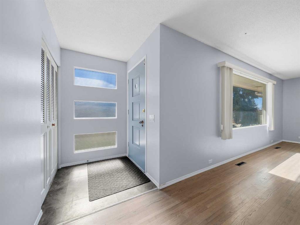 Picture for 5123 Bulyea Road NW