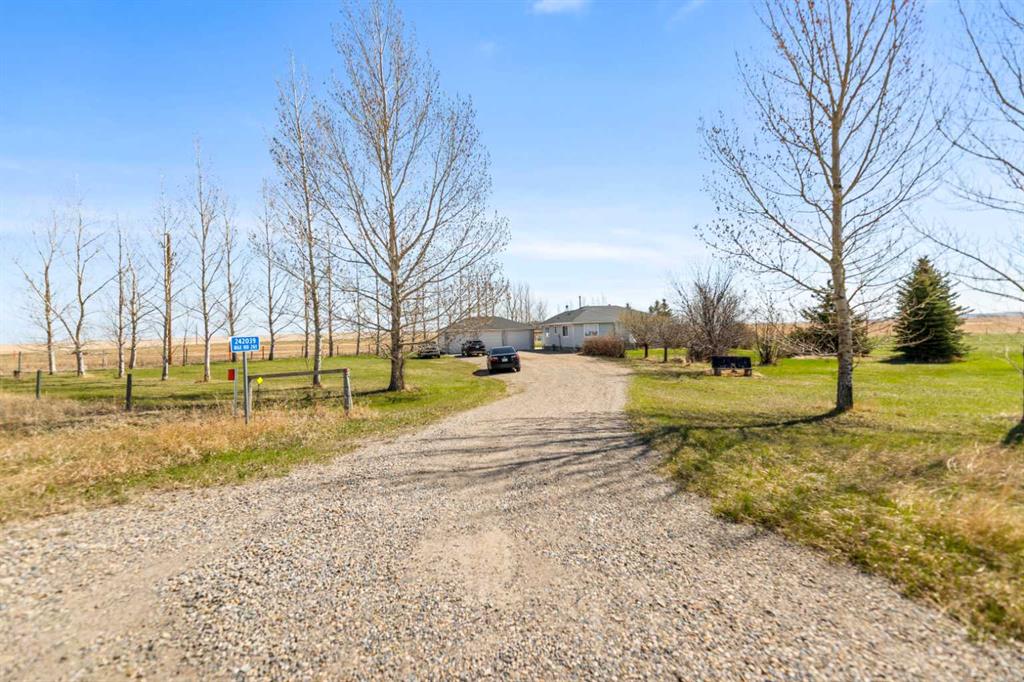 Picture for 242039 Range Road 261  