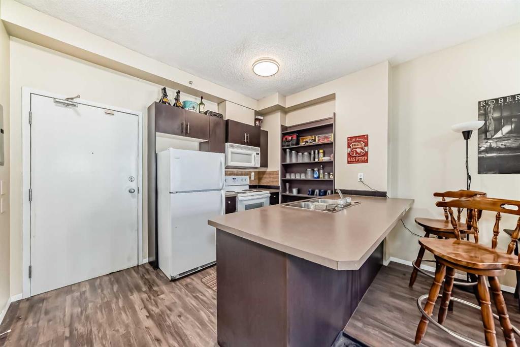 Picture for 3309, 73 Erin Woods Court SE