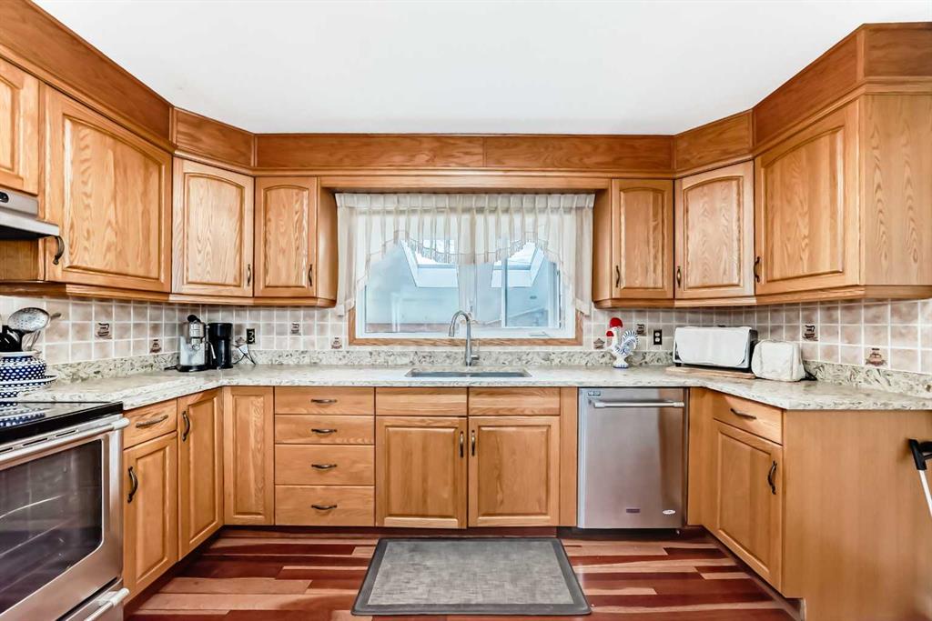 Picture for 247 Huntford Way NE