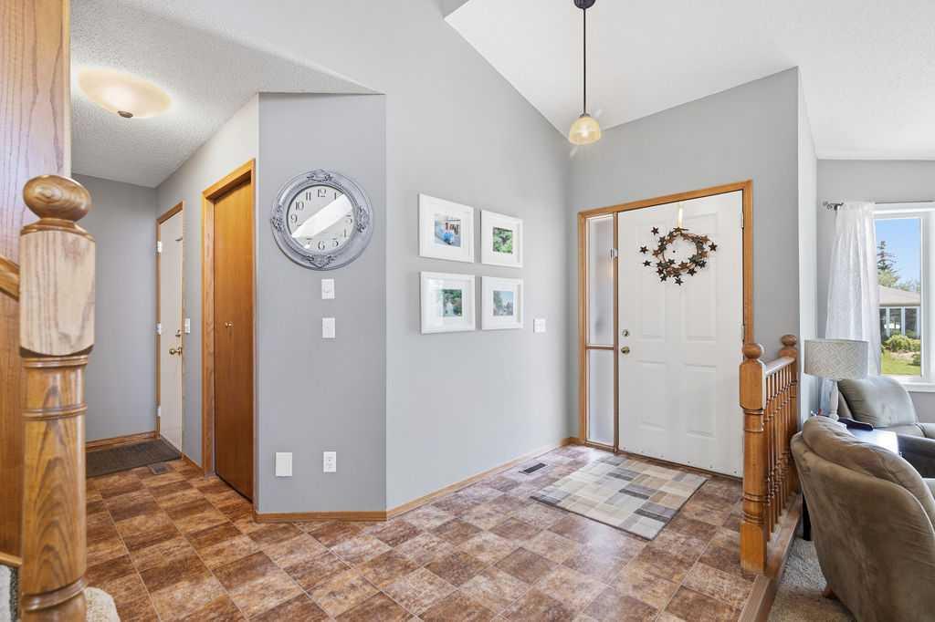 Picture for 145 Straddock Crescent SW