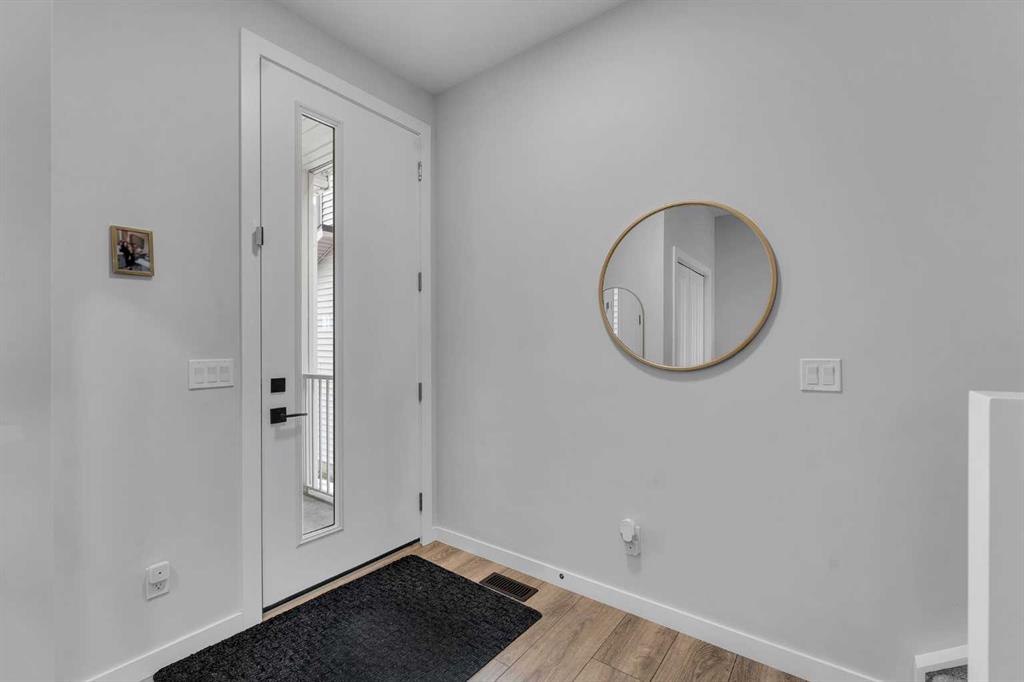 Picture for 34 Belvedere Green SE