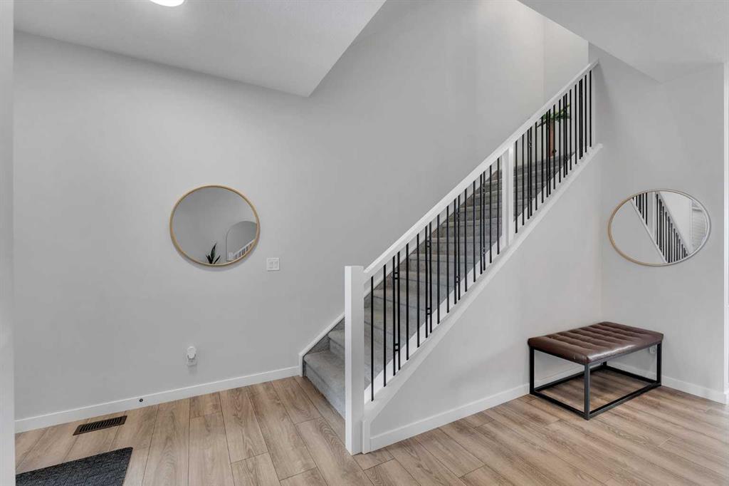 Picture for 34 Belvedere Green SE