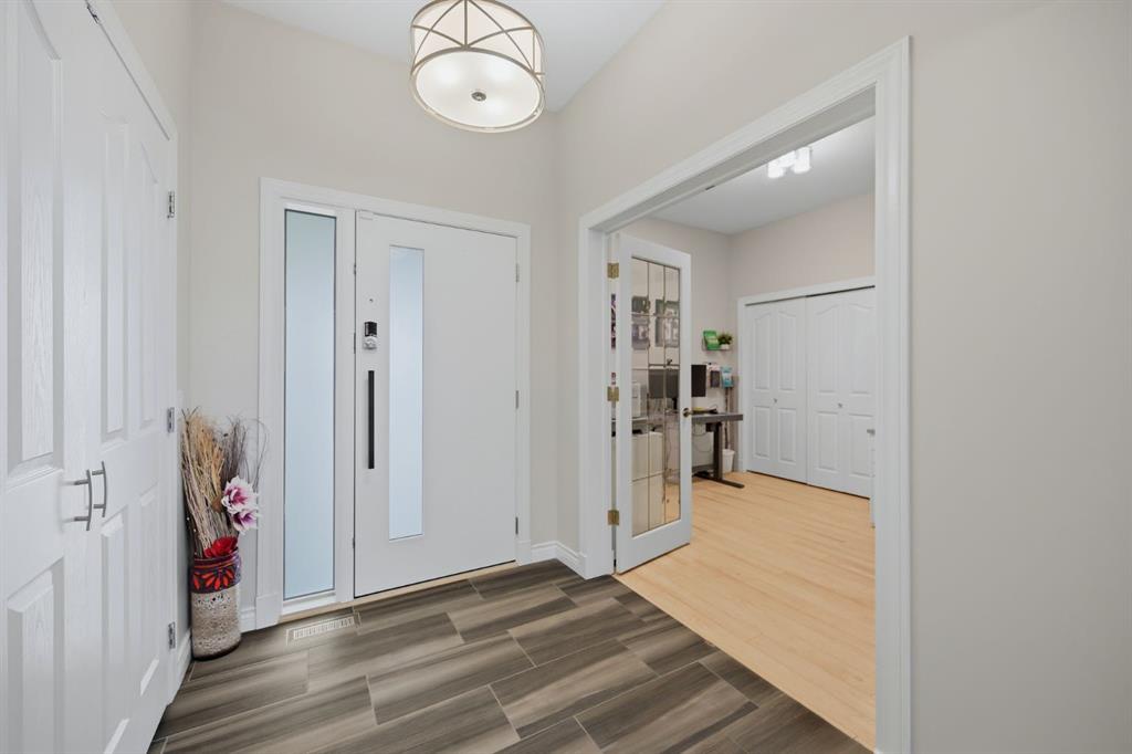 Picture for 16 Coopers Heights SW