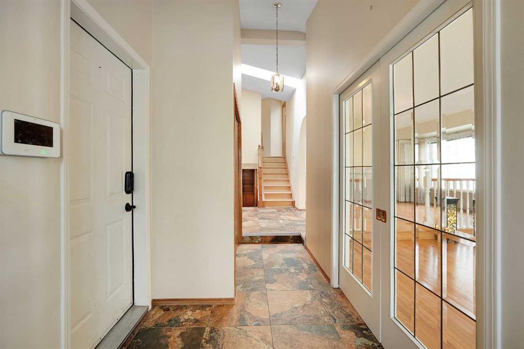 Picture for 23 Edelweiss Drive NW