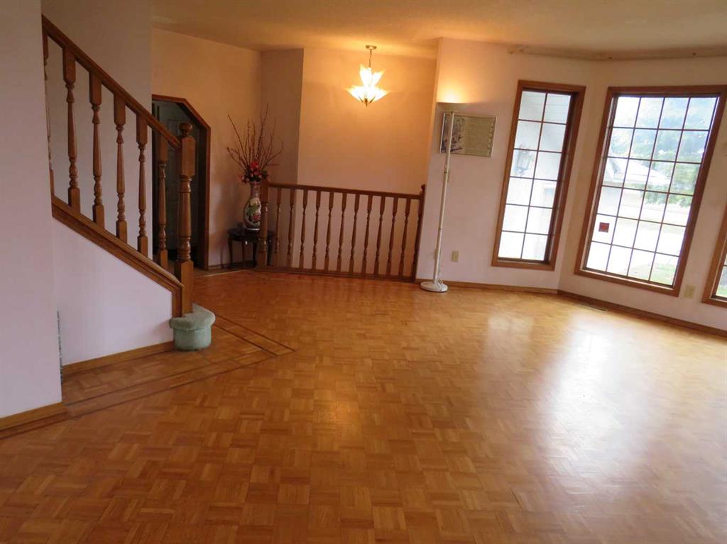 Picture for 63 La Valencia Gardens NE