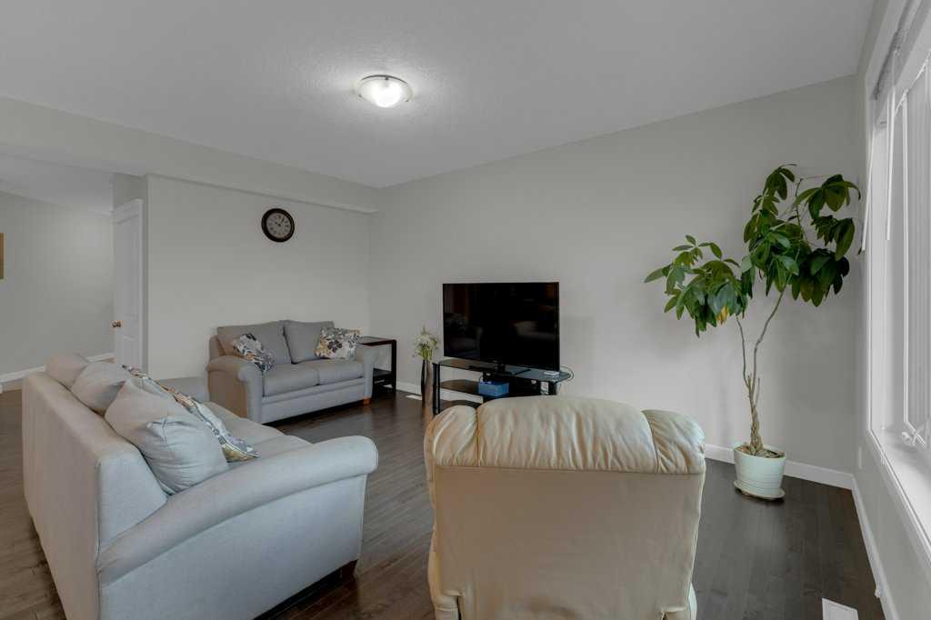 Picture for 98 Evanscrest Terrace NW https://www.cirrealty.ca/reb/creb/16/A2266916_12.jpg