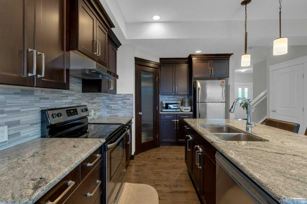 Picture for 98 Evanscrest Terrace NW https://www.cirrealty.ca/reb/creb/16/A2266916_8.jpg