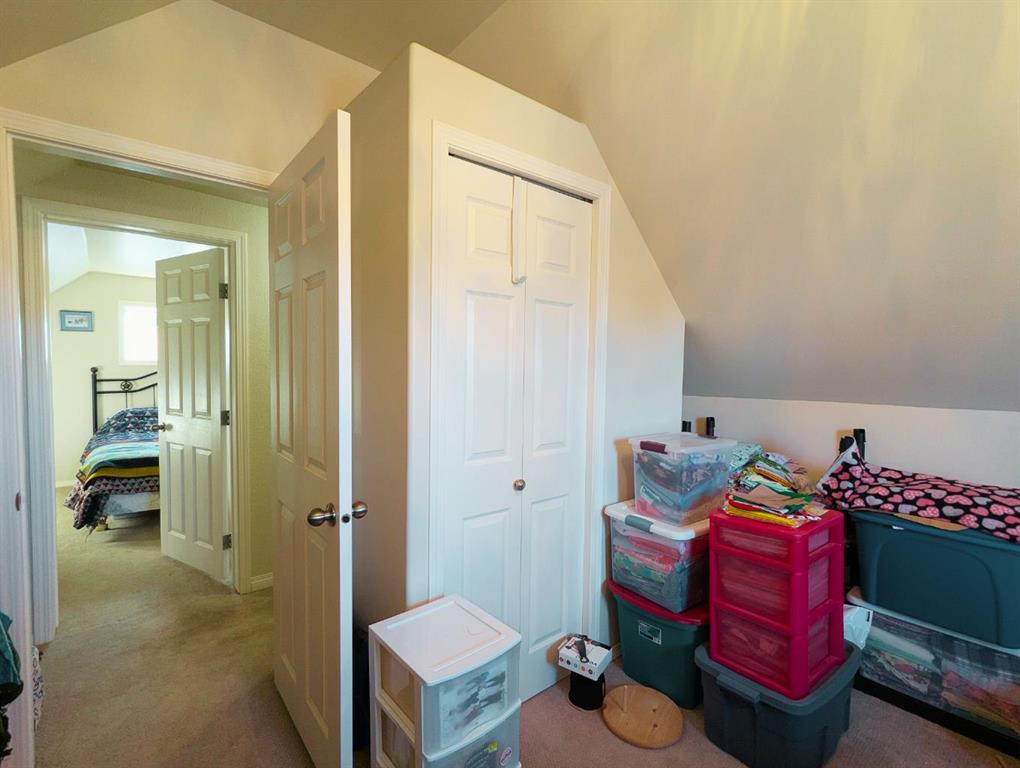 Picture for 119 47 Avenue W https://www.cirrealty.ca/reb/creb/16/A2267316_21.jpg