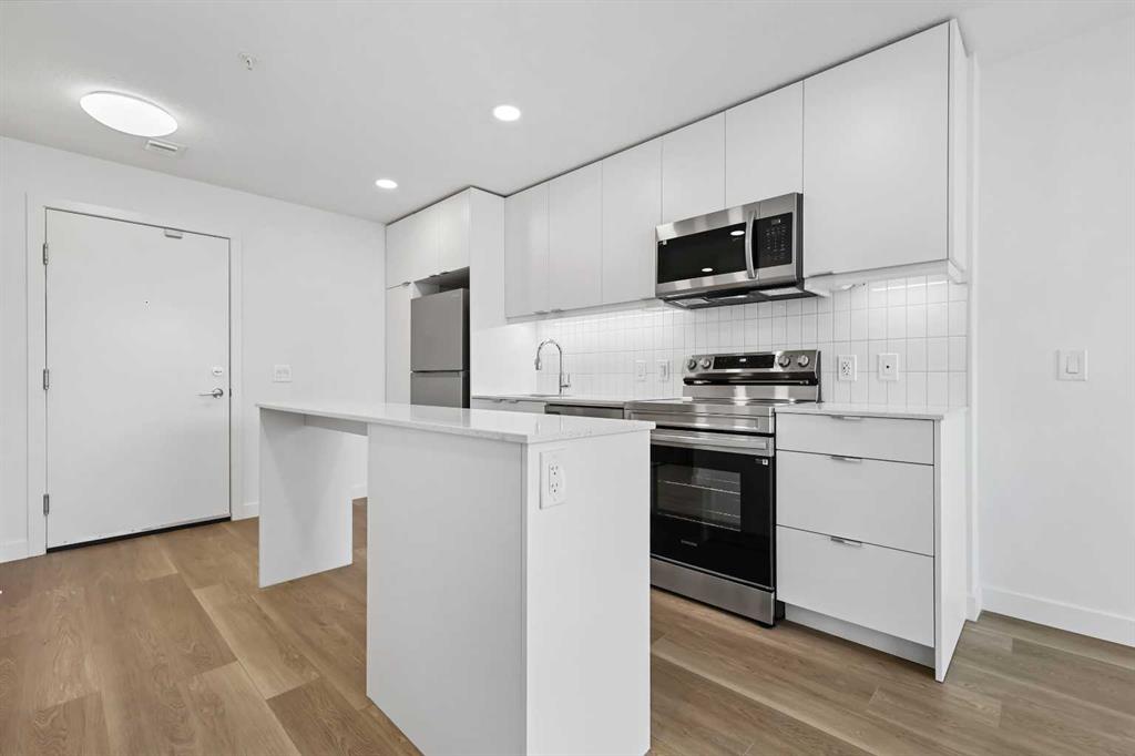 Picture for 2310, 8500 19 Avenue SE https://www.cirrealty.ca/reb/creb/16/A2267616_11.jpg