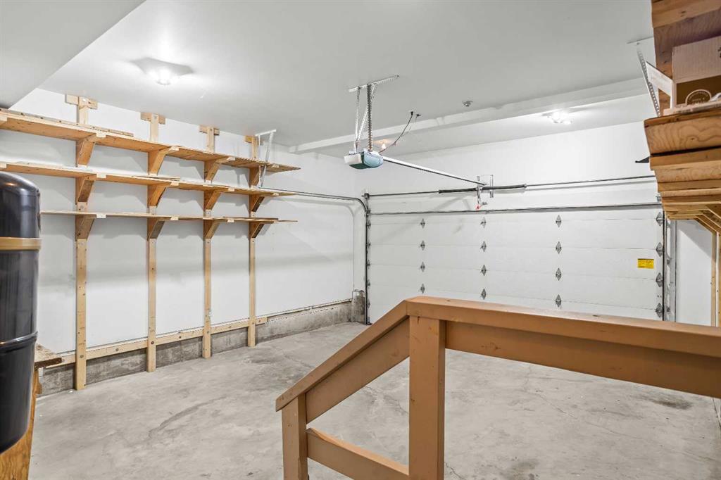 Picture for 4, 124 Silvertip Ridge 