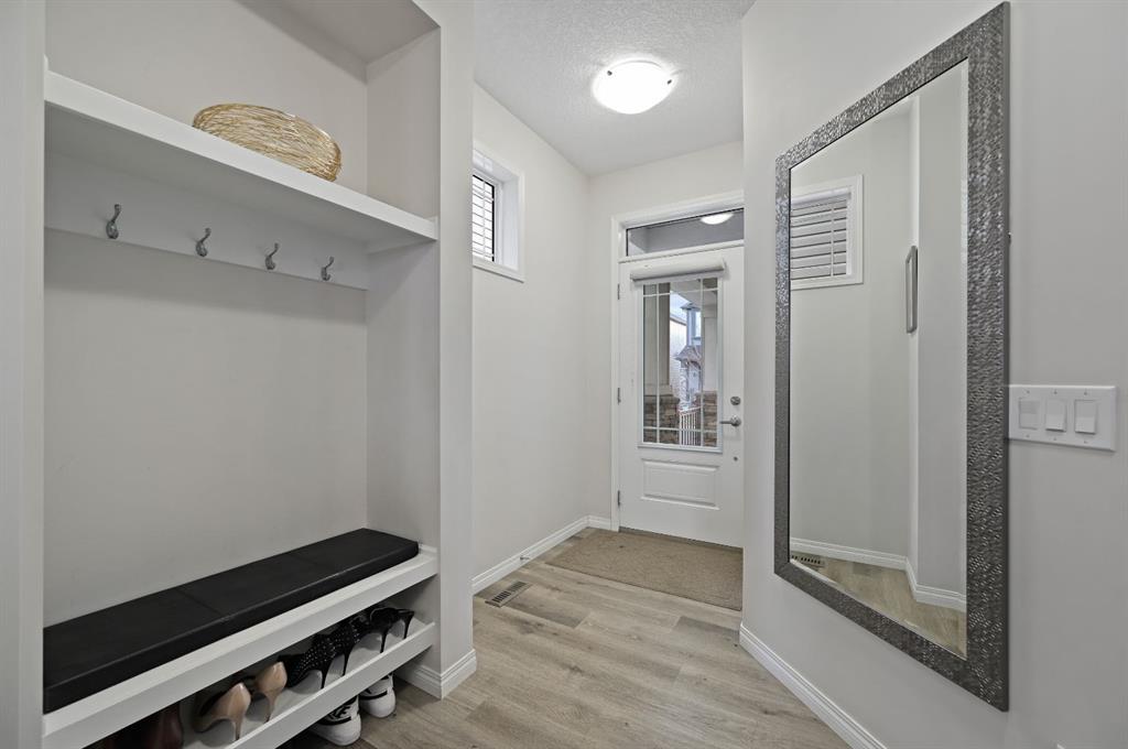 Picture for 418 Windrow Common SW