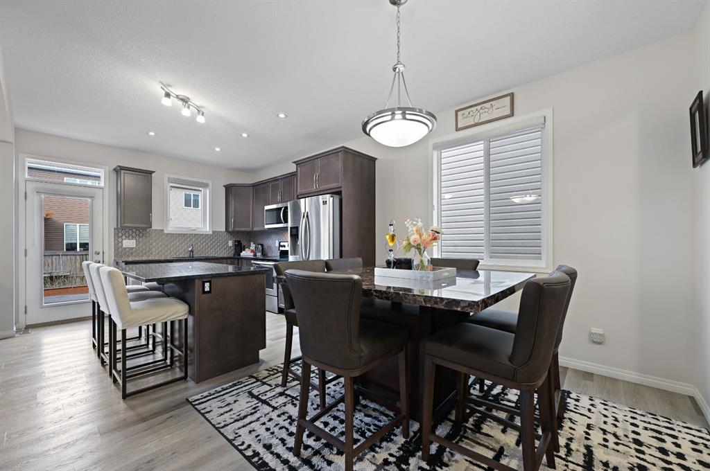 Picture for 418 Windrow Common SW