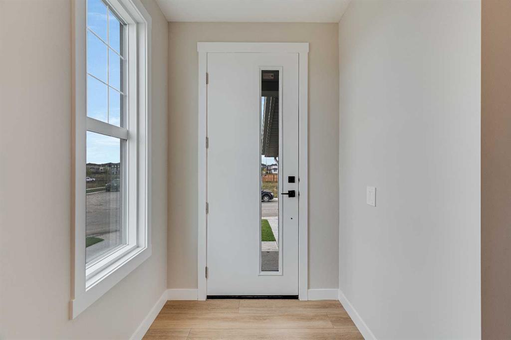 Picture for 471 Kinniburgh Loop 