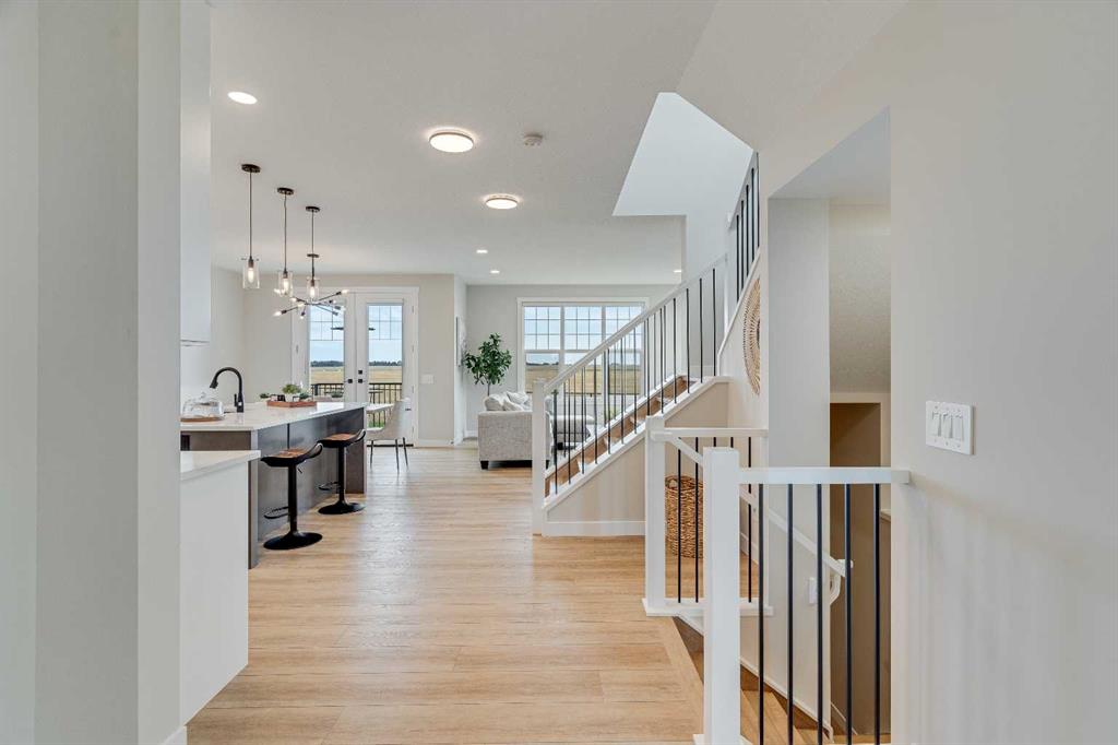 Picture for 471 Kinniburgh Loop 