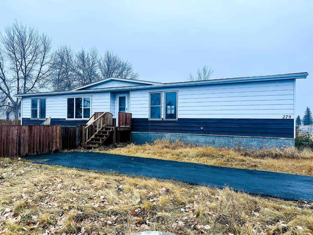 Picture for 279, 6220 17 Avenue SE