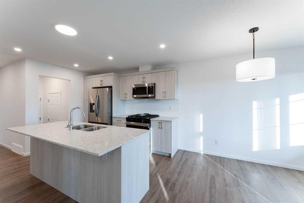 Picture for 1170 148 Avenue NW