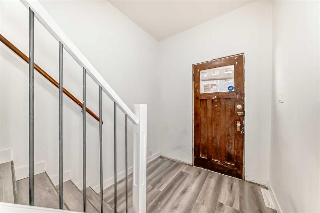 Picture for 1407 12 Street SW