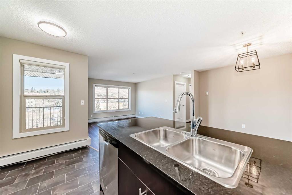 Picture for 1402, 625 Glenbow Drive 