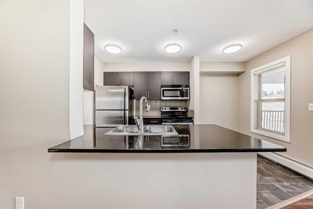 Picture for 1402, 625 Glenbow Drive 