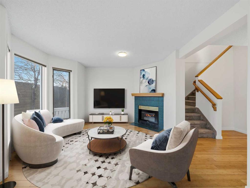 Picture for 626 Hawkstone Manor NW